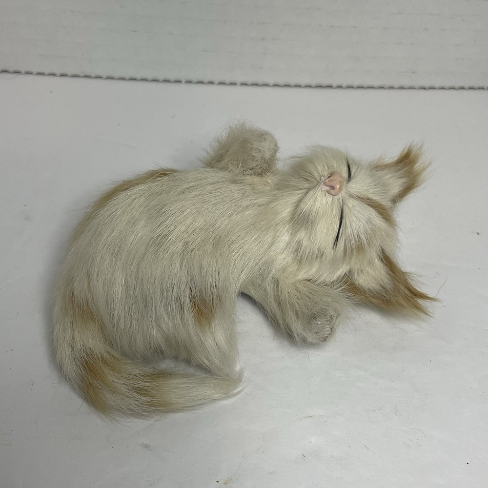 KITTEN Kitty Cat Sleeping Cat Genuine Goat Hair Figurine Blonde Tan 4X3" Soft